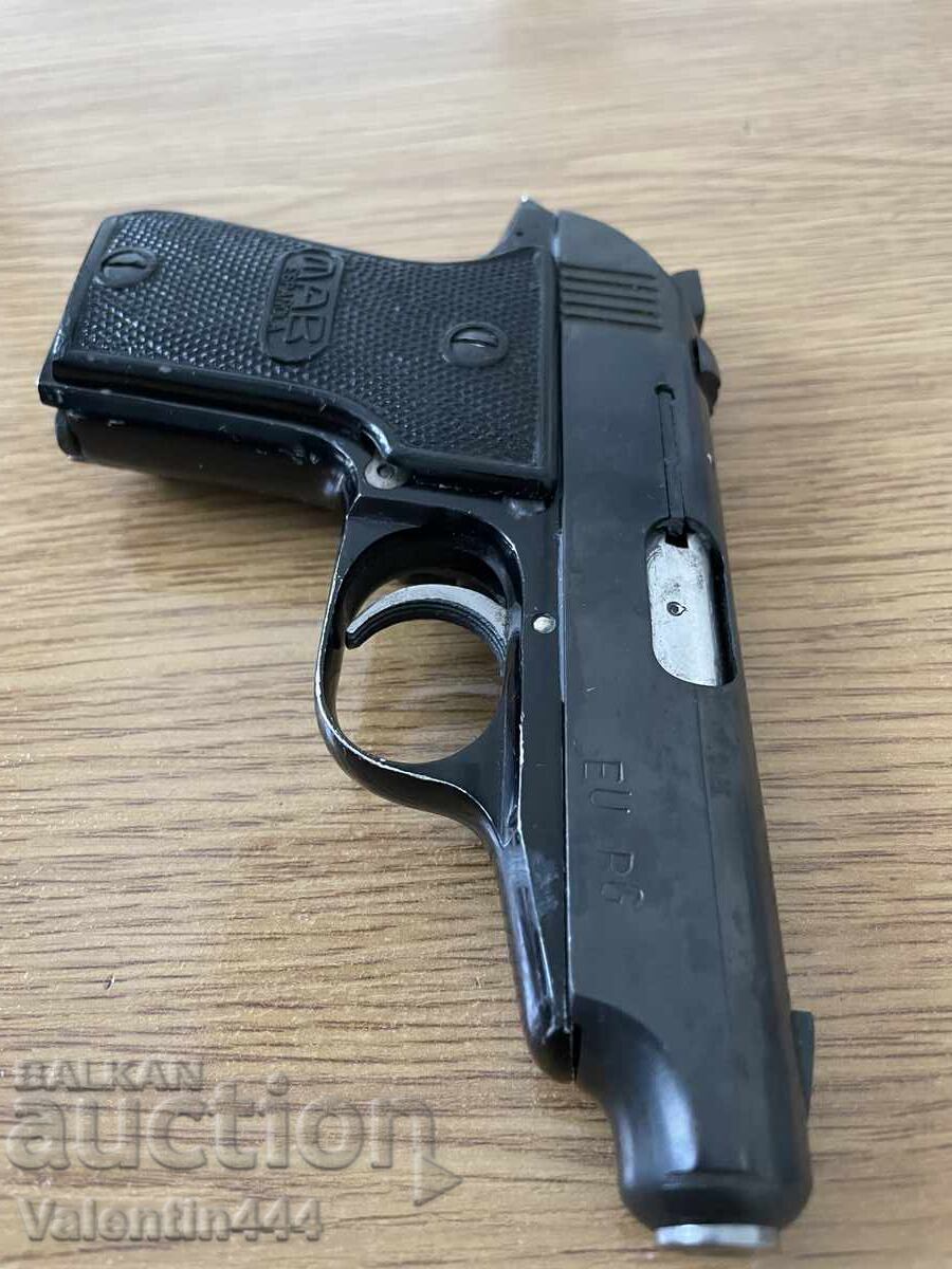 ПИСТОЛЕТ  "МАБ", кал. 6,35мм   -  ДЕАКТИВИРАН/ОБЕЗОПАСЕН с цена € 170.00 | 332.49 лв.