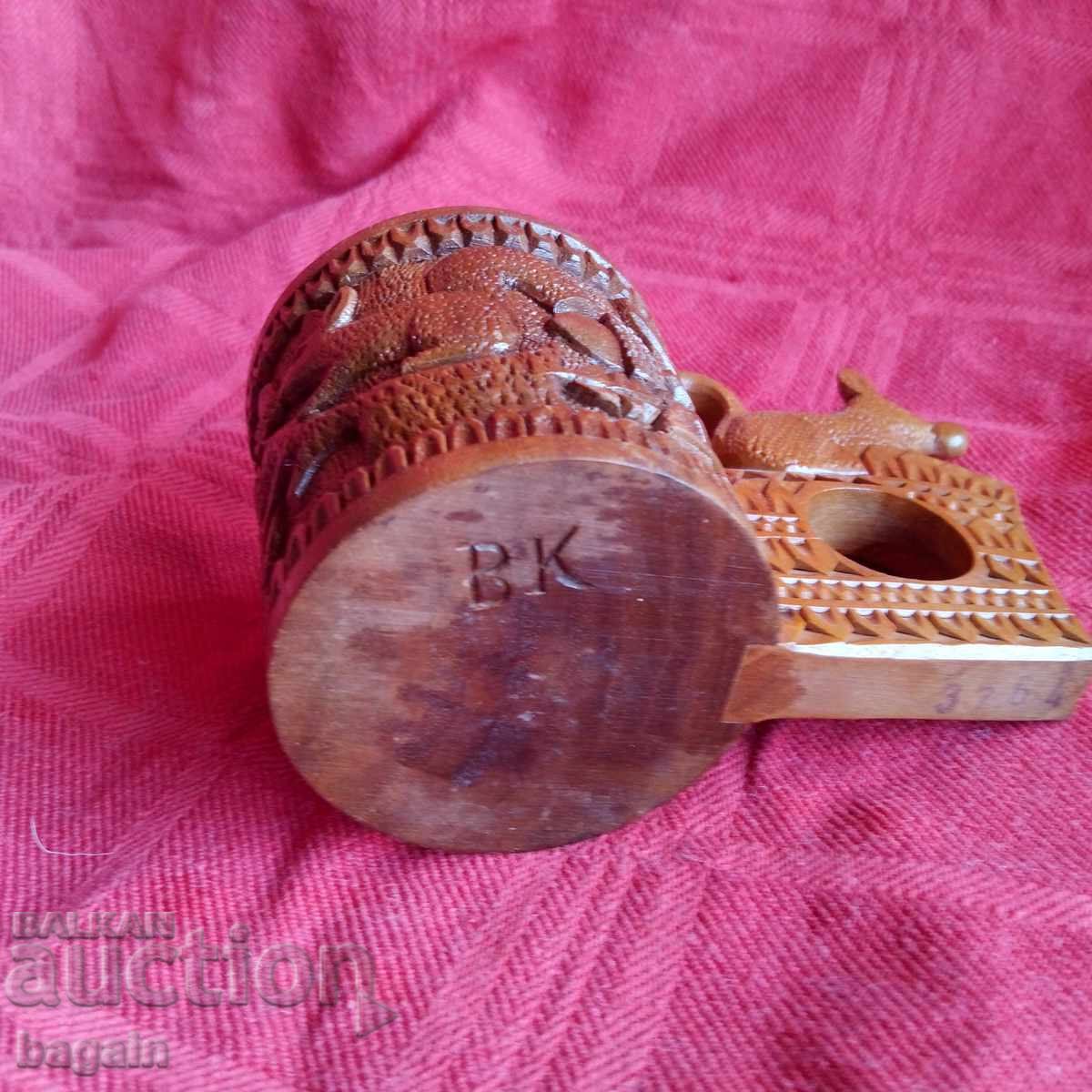 Δημοπρασία Ξυλόγλυπτο ποιμενικής τέχνης. Ποτήρι