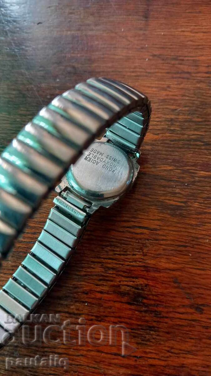 Auction  JUPEH LADIES' WRISTWATCH