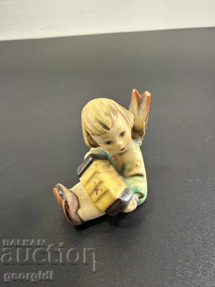 Statuetă din porțelan / sfeșnic Goebel-Hummel. Nr. 8091 cu preț € 30.00 | 58.67 BGN