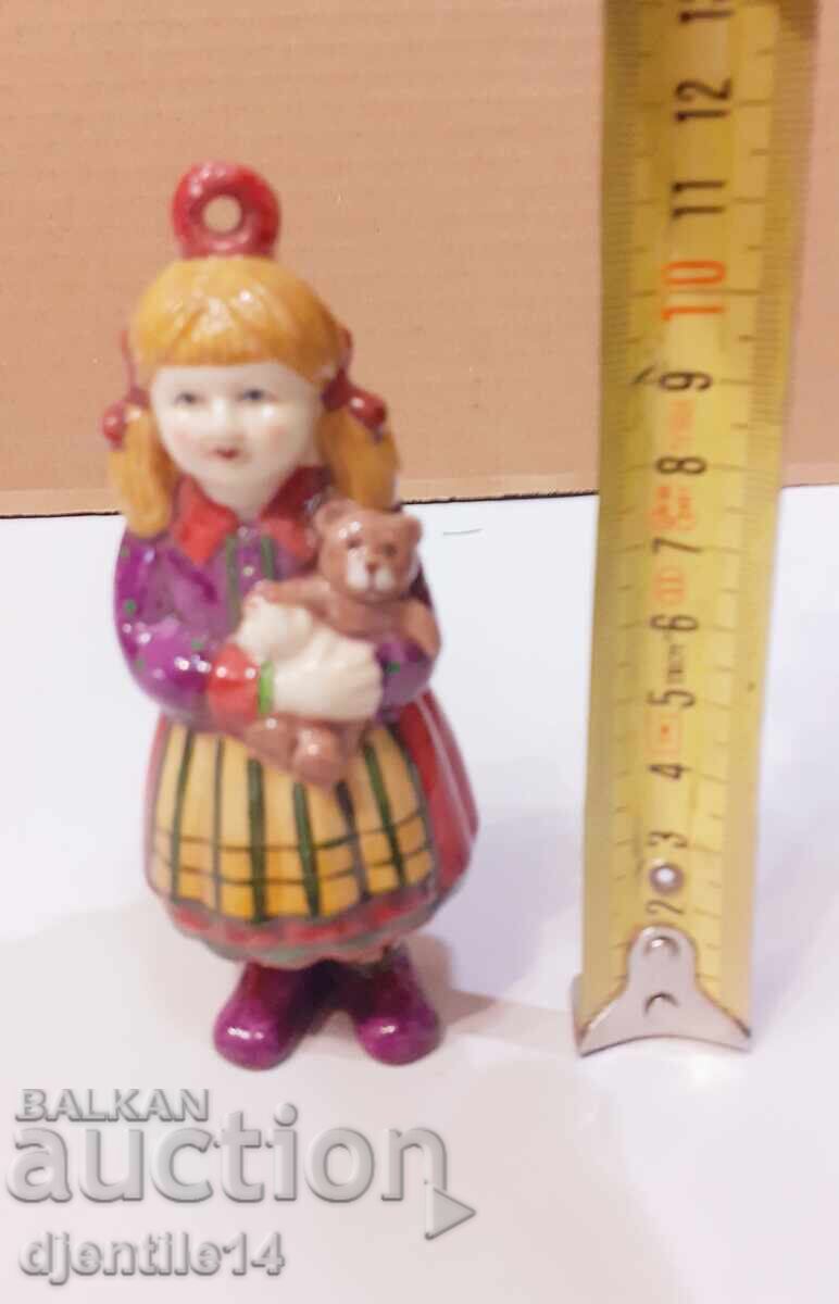 Фигура порцелан за елхата Стара с цена € 30.00 | 58.68 лв.