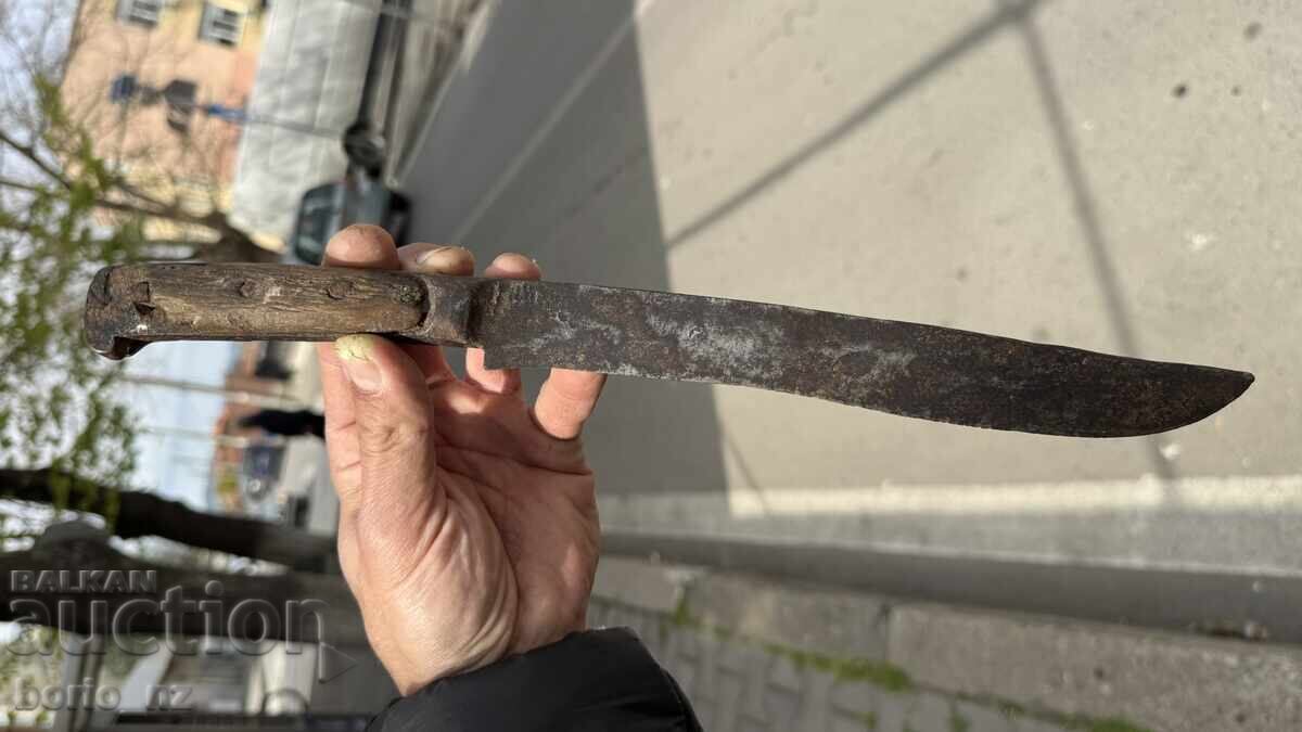 Παράδοση Βουλγάρικο χαϊντούτικο σφυρήλατο μαχαίρι καρακιουλάκ