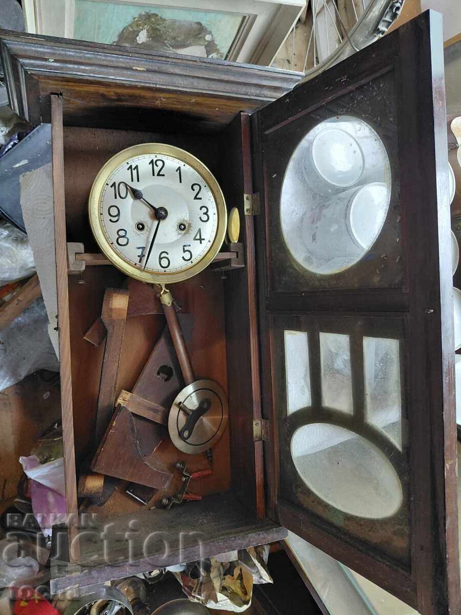 Παλιό γερμανικό ρολόι με τιμή € 0.01 | 0.02 BGN