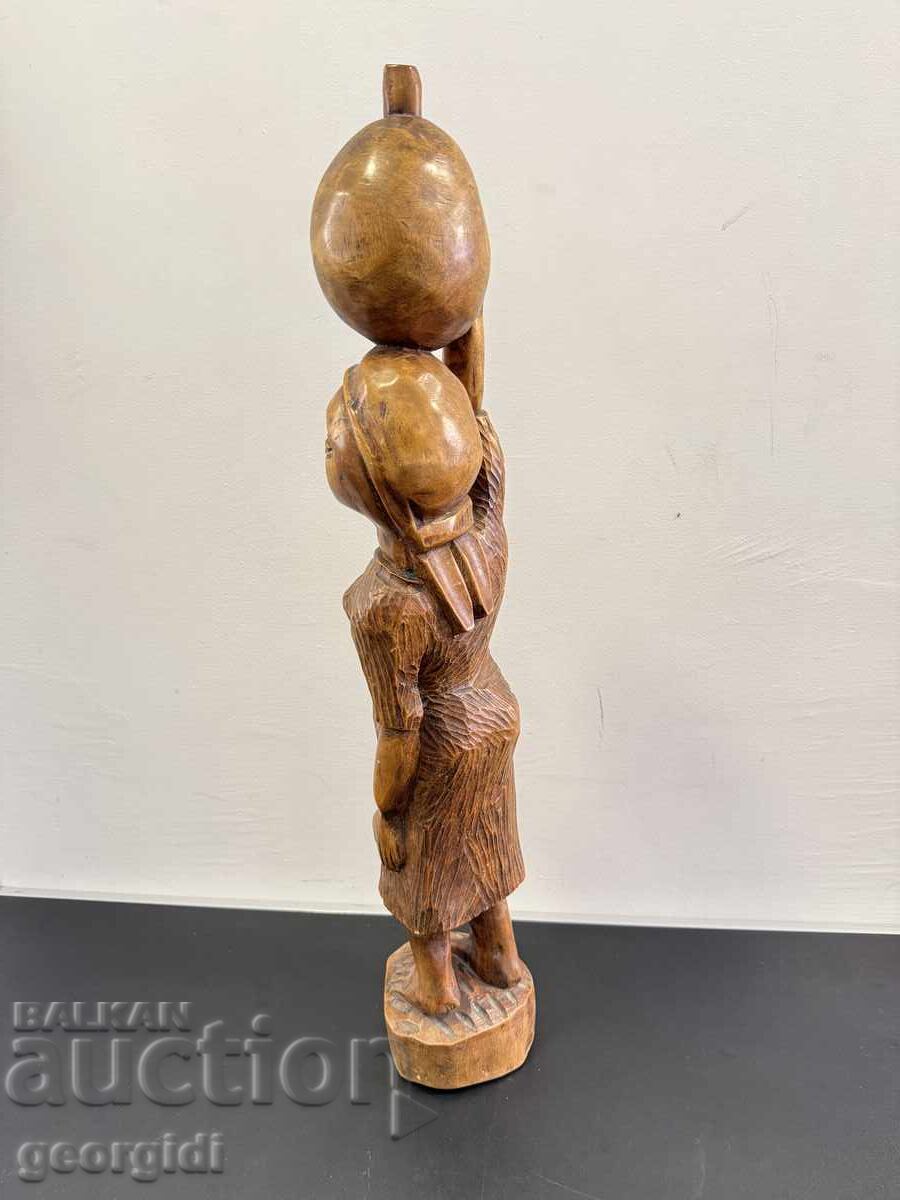 Licitație Statuetă africană din lemn sculptată manual. Nr. 8099