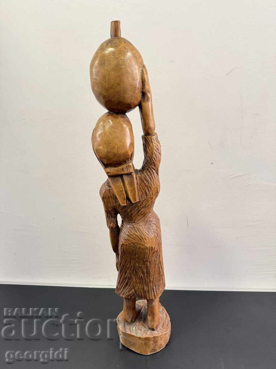 Livrarea Statuetă africană din lemn sculptată manual. Nr. 8099
