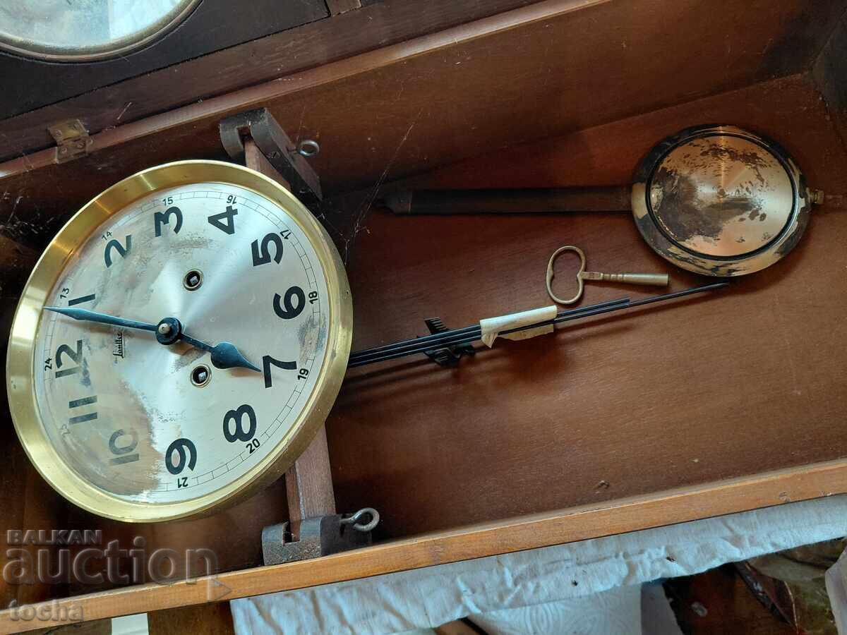 Παλιό γερμανικό ρολόι