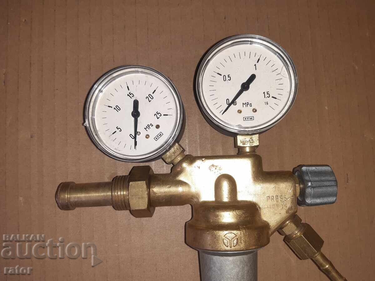 Reductor de presiune pentru oxigen, azot, argon etc cu preț € 35.00 | 68.45 BGN