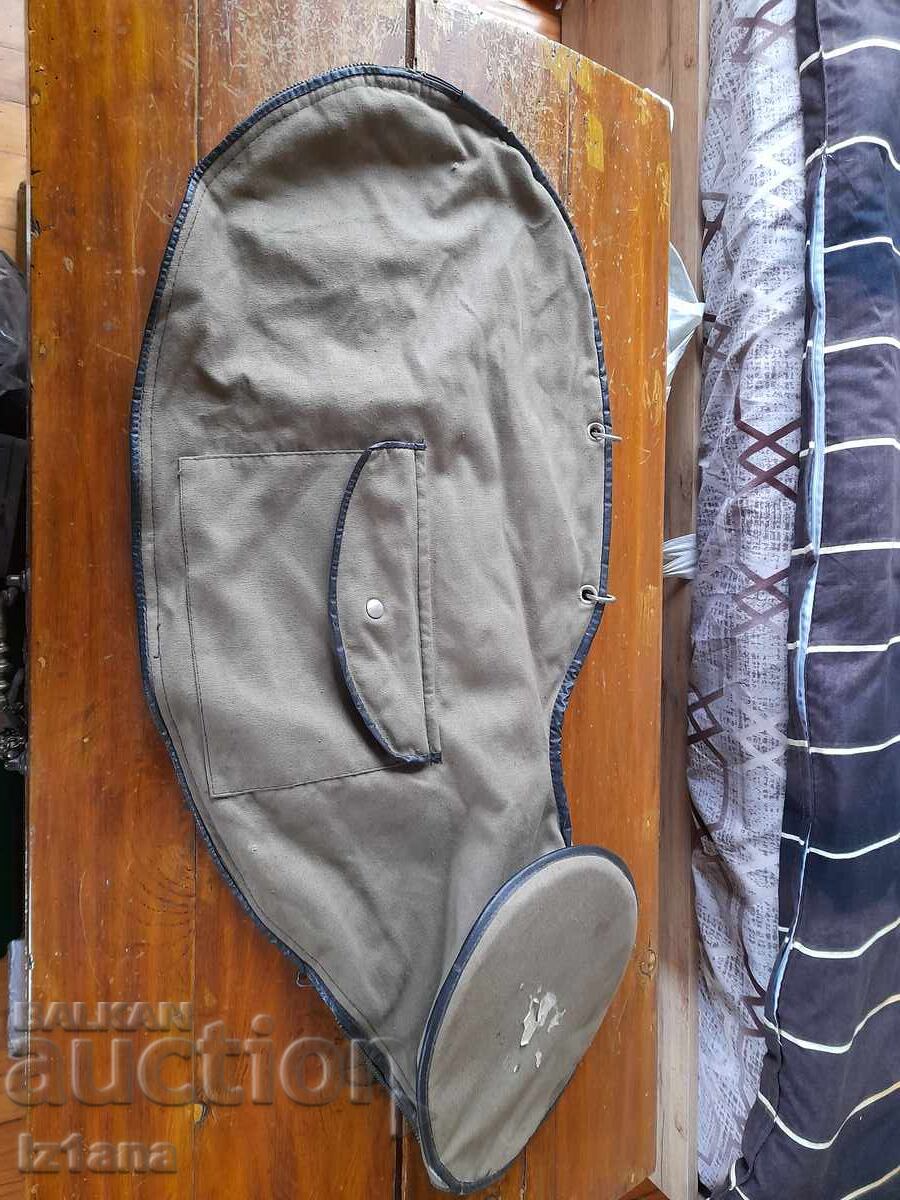 Стар калъф за духов музикален инструмент