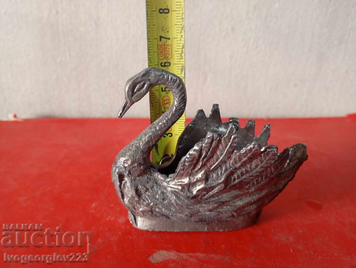 Δημοπρασία Κύκνος ψεύτης