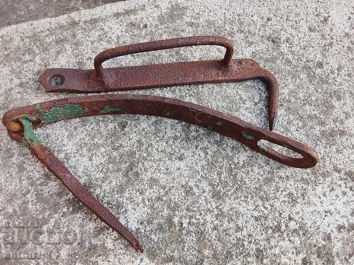 Παράδοση Σφυρήλατοι σύρτες. Σύρτης