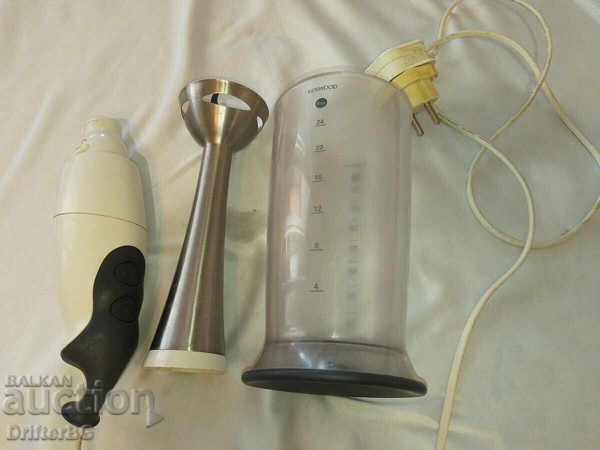 Blender vertical Kenwood cu picior metalic și cană gradată