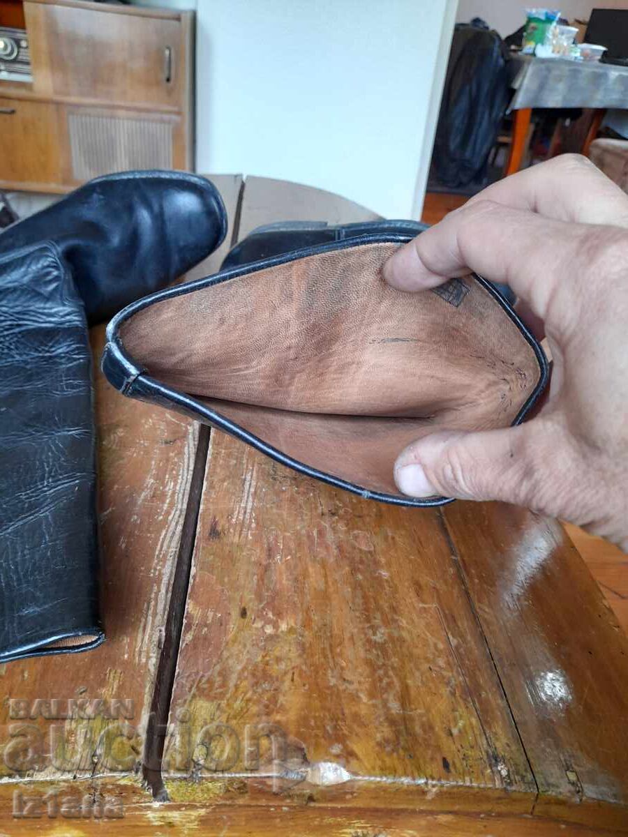 Auction  Old military boots