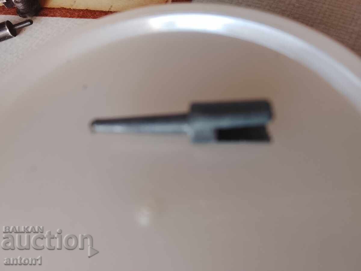 Βελόνα με τιμή € 5.00 | 9.78 BGN