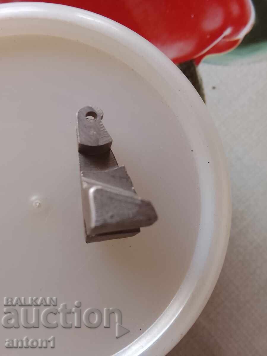 Μέρος με τιμή € 22.00 | 43.03 BGN