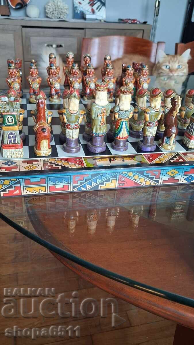 Σκακιστικά πιόνια από πορσελάνη με τιμή € 245.00 | 479.18 BGN