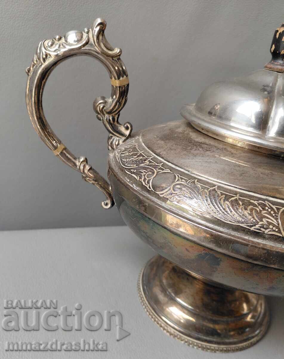 Посребрен английски чайник на 100 години - 5
