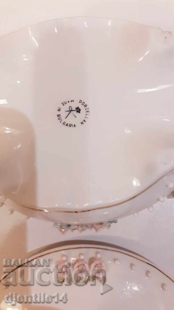 Bombonieră din porțelan Balkanski cu preț € 20.00 | 39.12 BGN