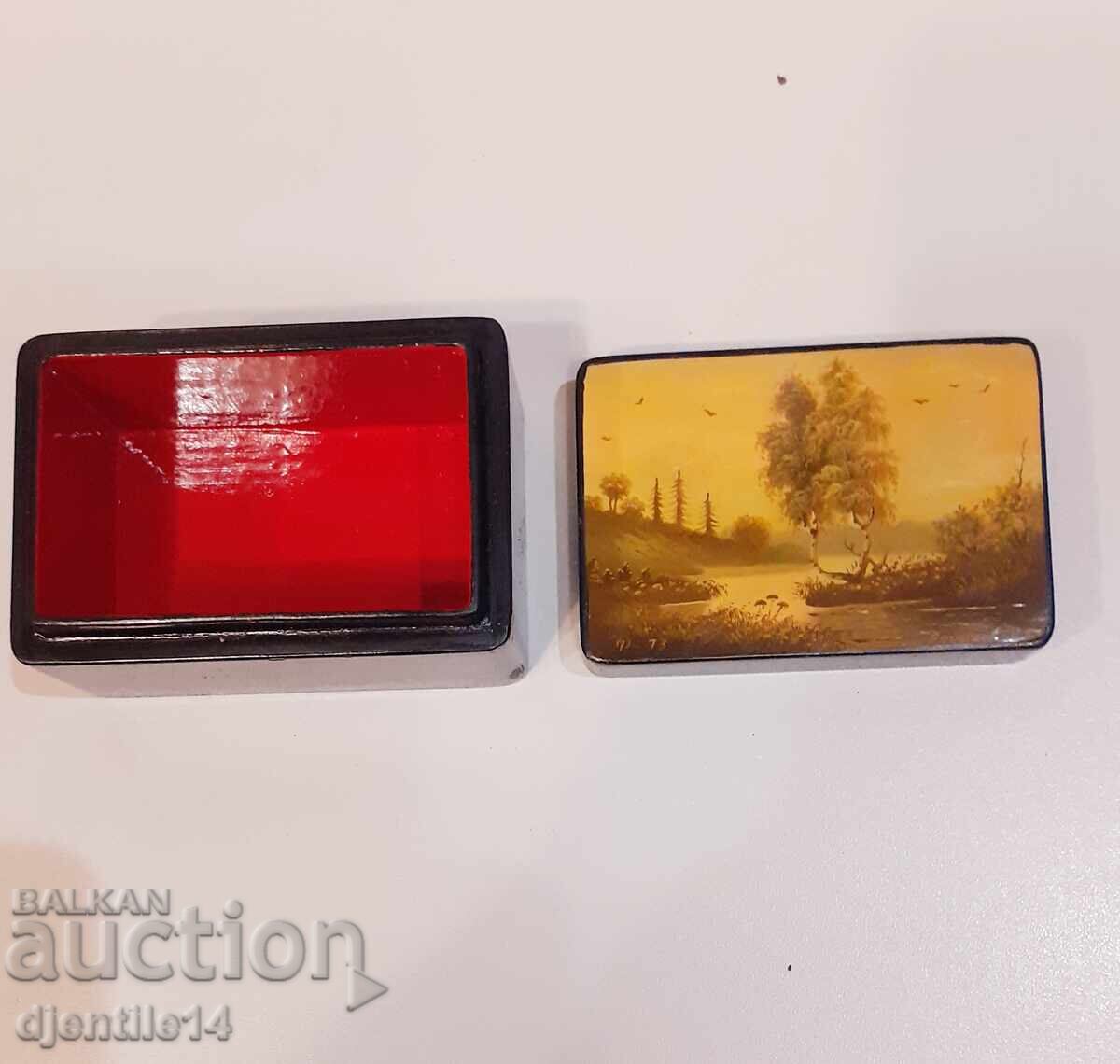 Painted Russian box with price € 40.00 | 78.23 BGN