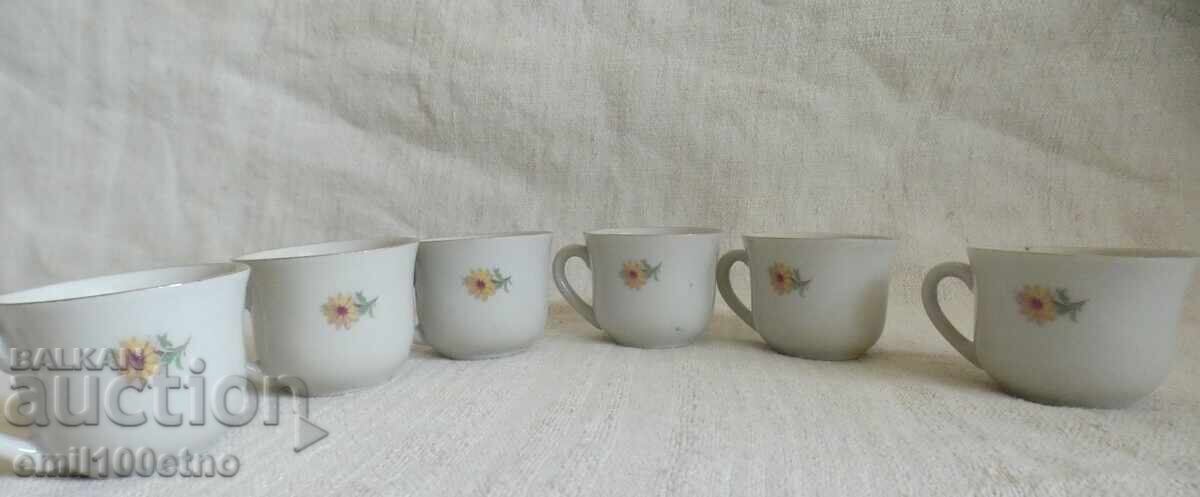 Set 6 cești mici cu preț € 7.50 | 14.67 BGN