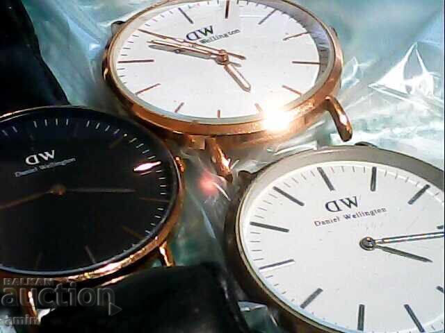 Licitație Ceasuri frumoase damă, funcționale, 4 ceasuri