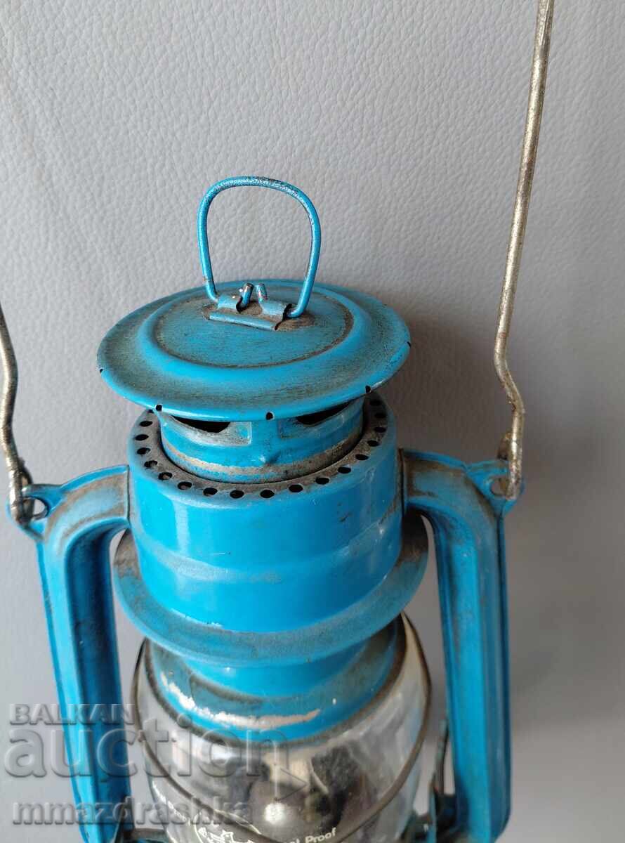 Доставка на ГДР газов фенер BATMAN Доставка на ГДР газов фенер BATMAN