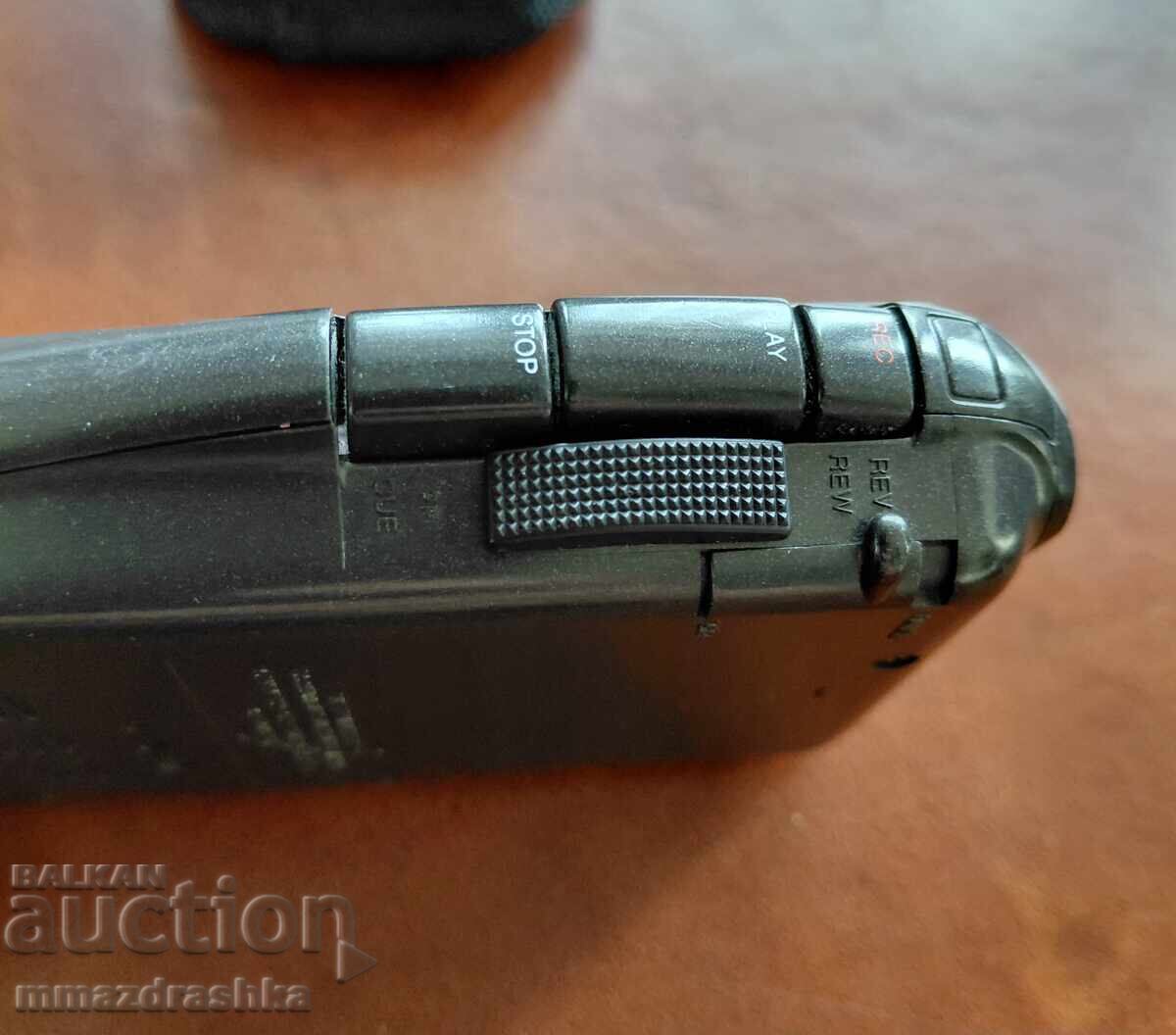 Retro Olympus Pearlcorder S925 voice recorder with price € 1.50 | 2.93 BGN