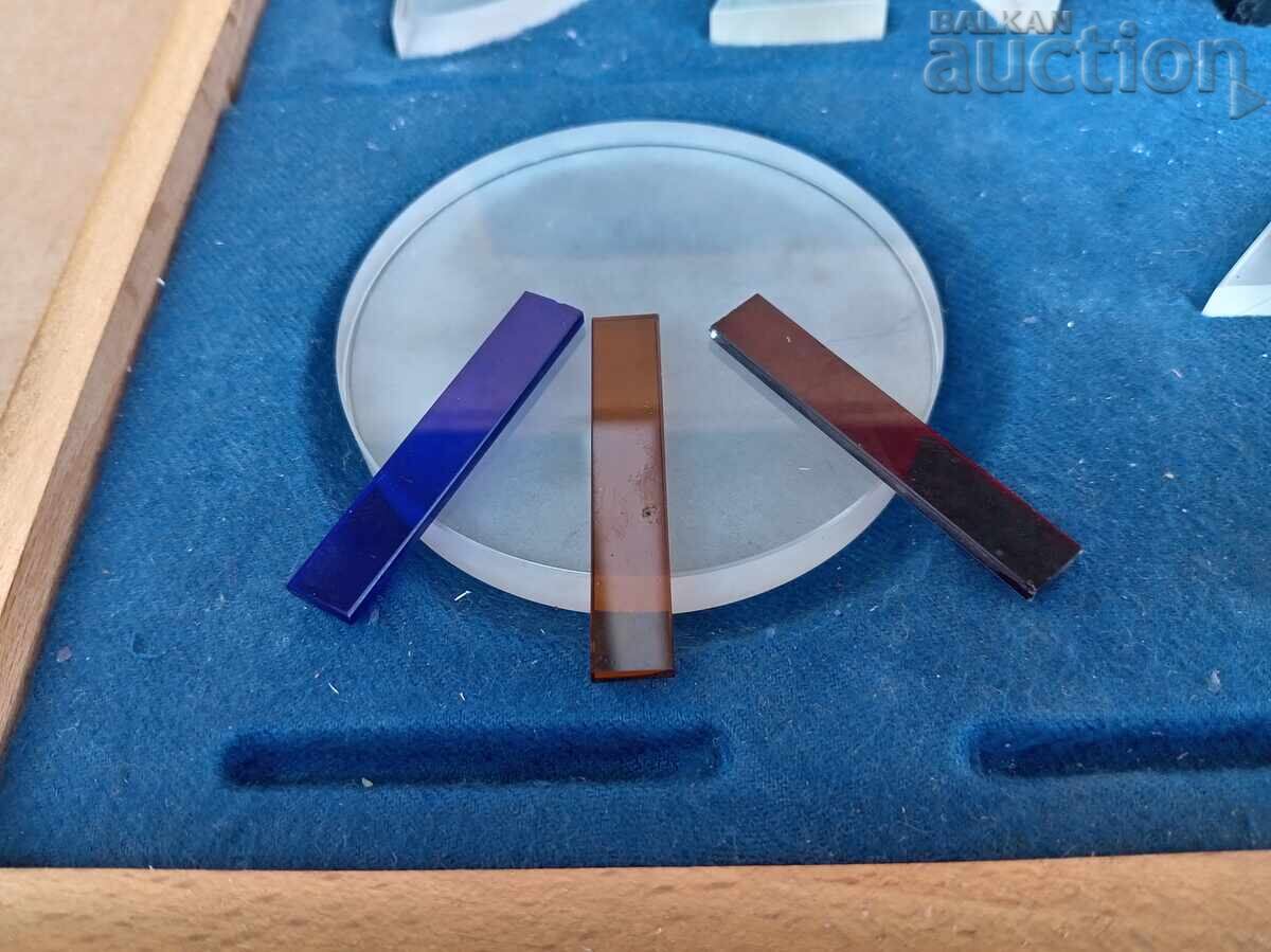 Δημοπρασία Εκπαιδευτικό βοήθημα, μακέτα, μεγεθυντικοί φακοί, φακοί, πρίσματα φυσικής, δεκαετία του '60