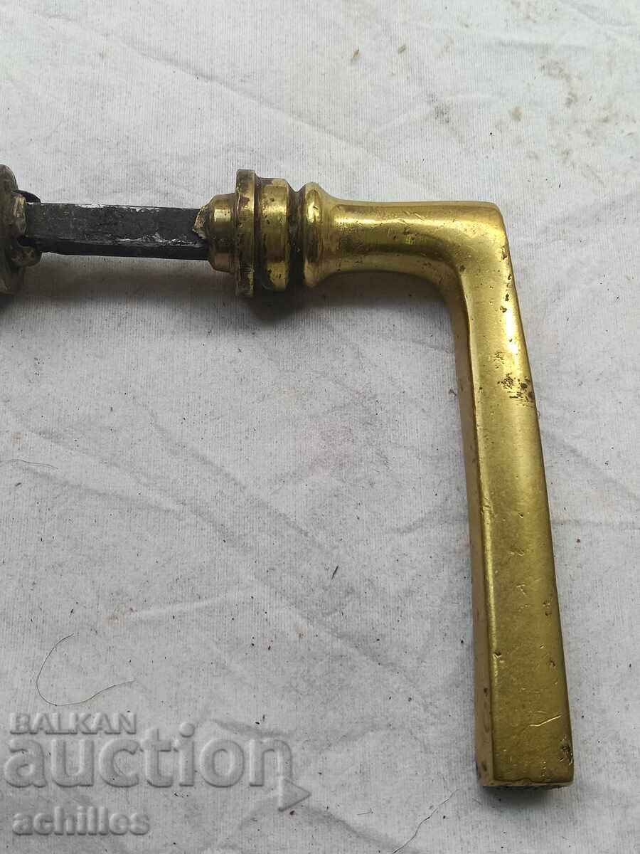 Licitație Scuturi din bronz