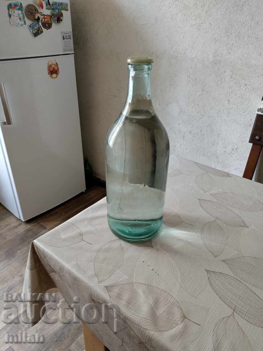 Стара стъклена бутилка 3 литра с цена € 8.00 | 15.65 лв.