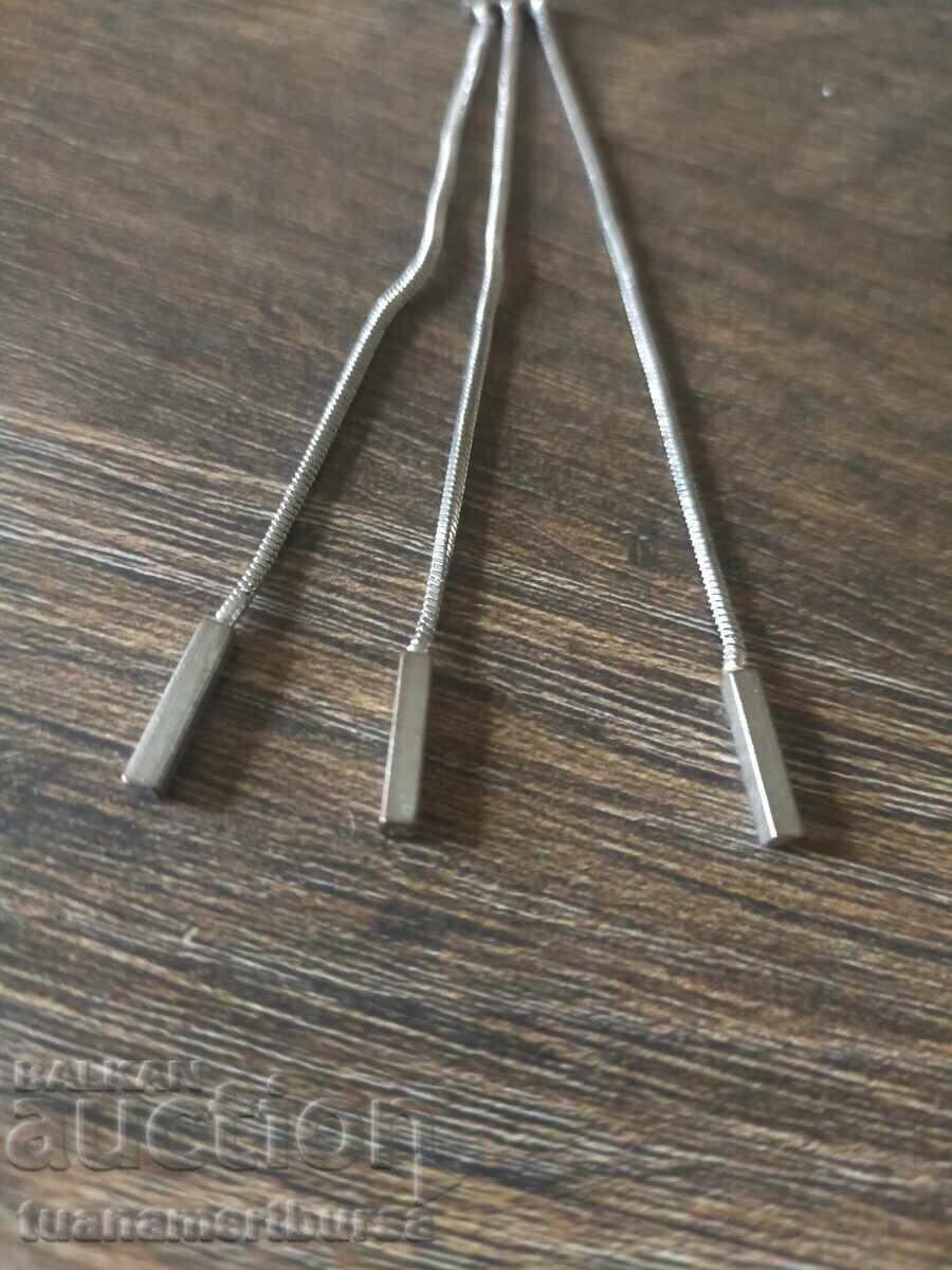 Licitație pandantiv