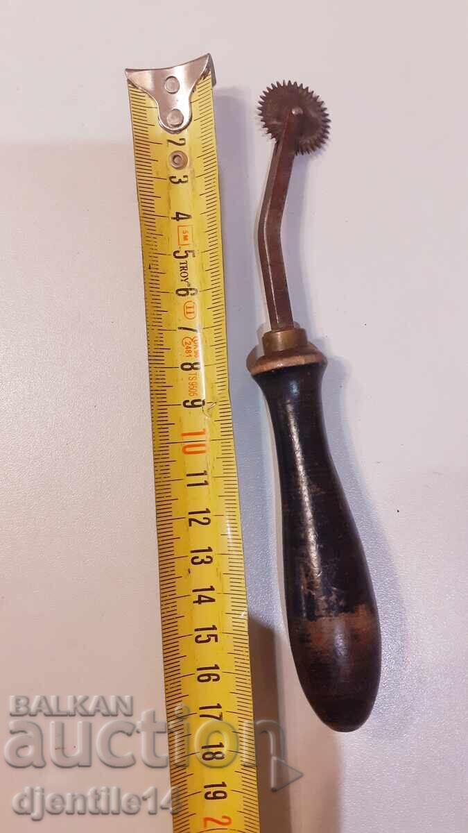 Aparat pentru aluat cu preț € 10.00 | 19.56 BGN