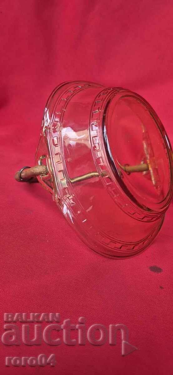 Δημοπρασία ΜΠΟΜΠΟΝΙΕΡΑ - ΚΑΛΑΘΑΚΙ - ΒΑΣΙΛΕΙΟ ΤΗΣ ΒΟΥΛΓΑΡΙΑΣ