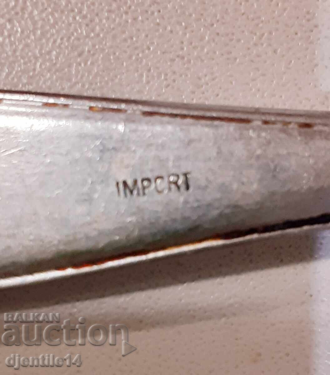 Licitație lingura de ceai