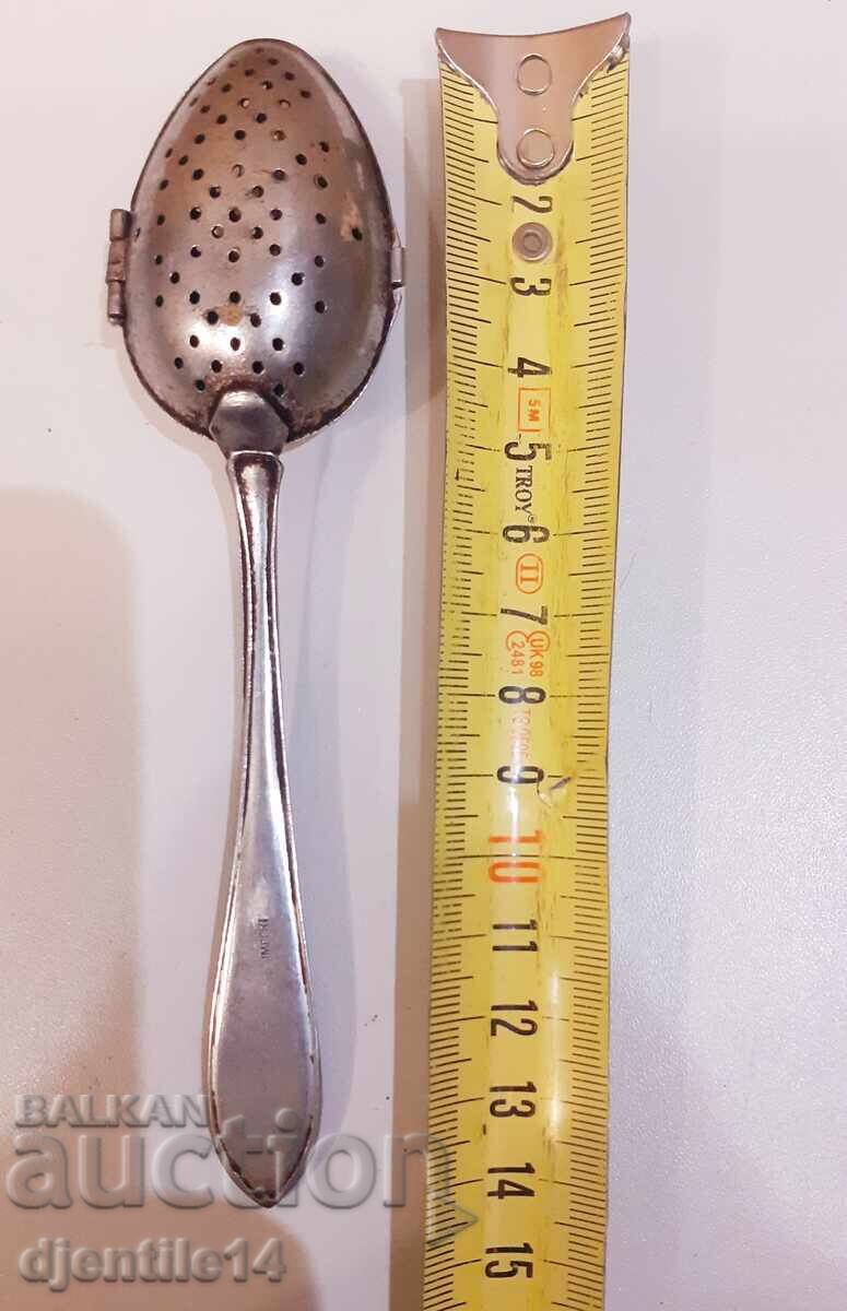 Livrarea lingura de ceai