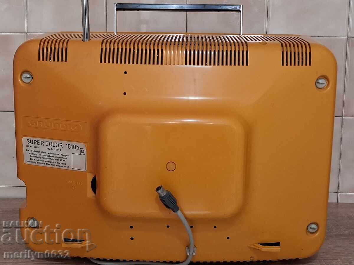 GRUNDIG SUPER COLOR 1510b color television set from the 70s with price € 90.59 | 177.18 BGN