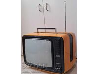 GRUNDIG SUPER COLOR 1510b color television set from the 70s