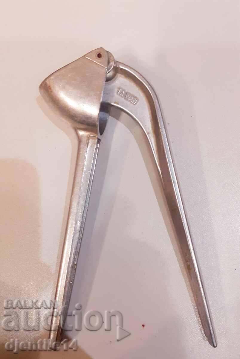 Παράδοση Εργαλείο κουζίνας για σκόρδο