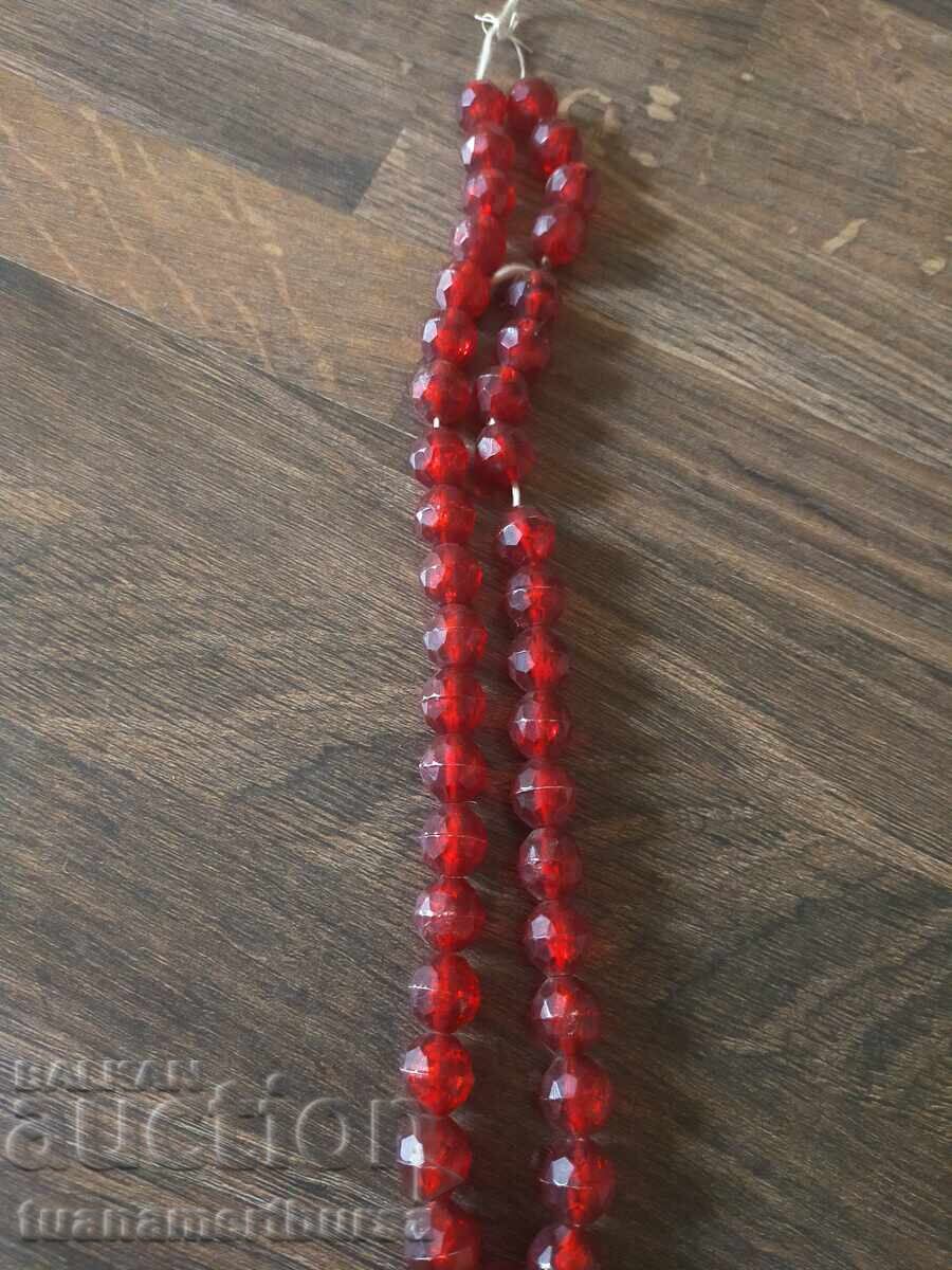 Colier cu preț € 2.00 | 3.91 BGN