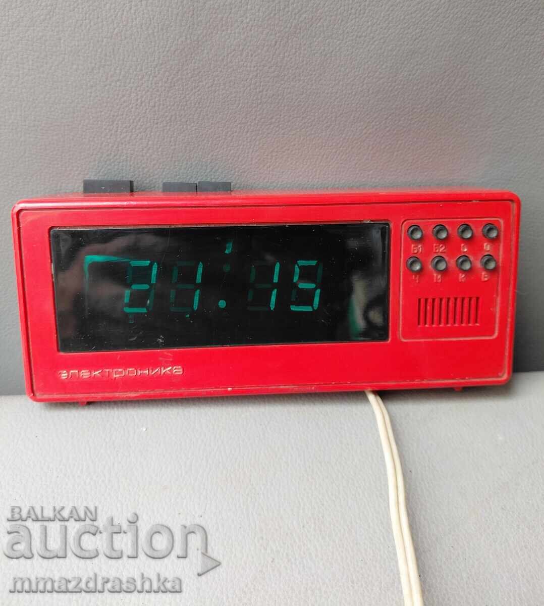 Ceas Electronică, URSS