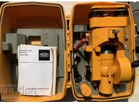 Теодолит Карл Цайс-Йена-080 А(пълен комплект с куфар)