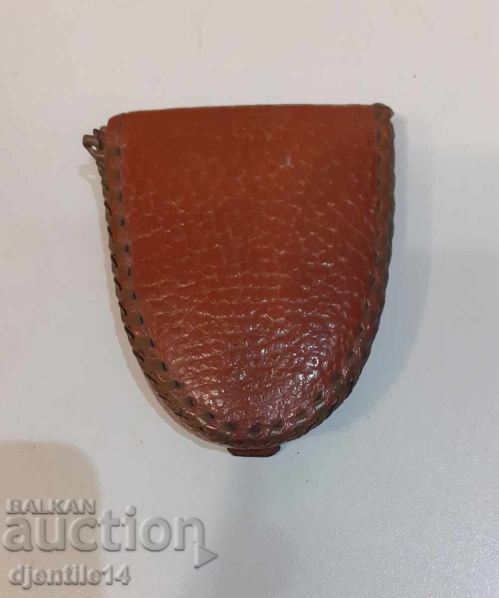 Παλιό δερμάτινο πορτοφόλι