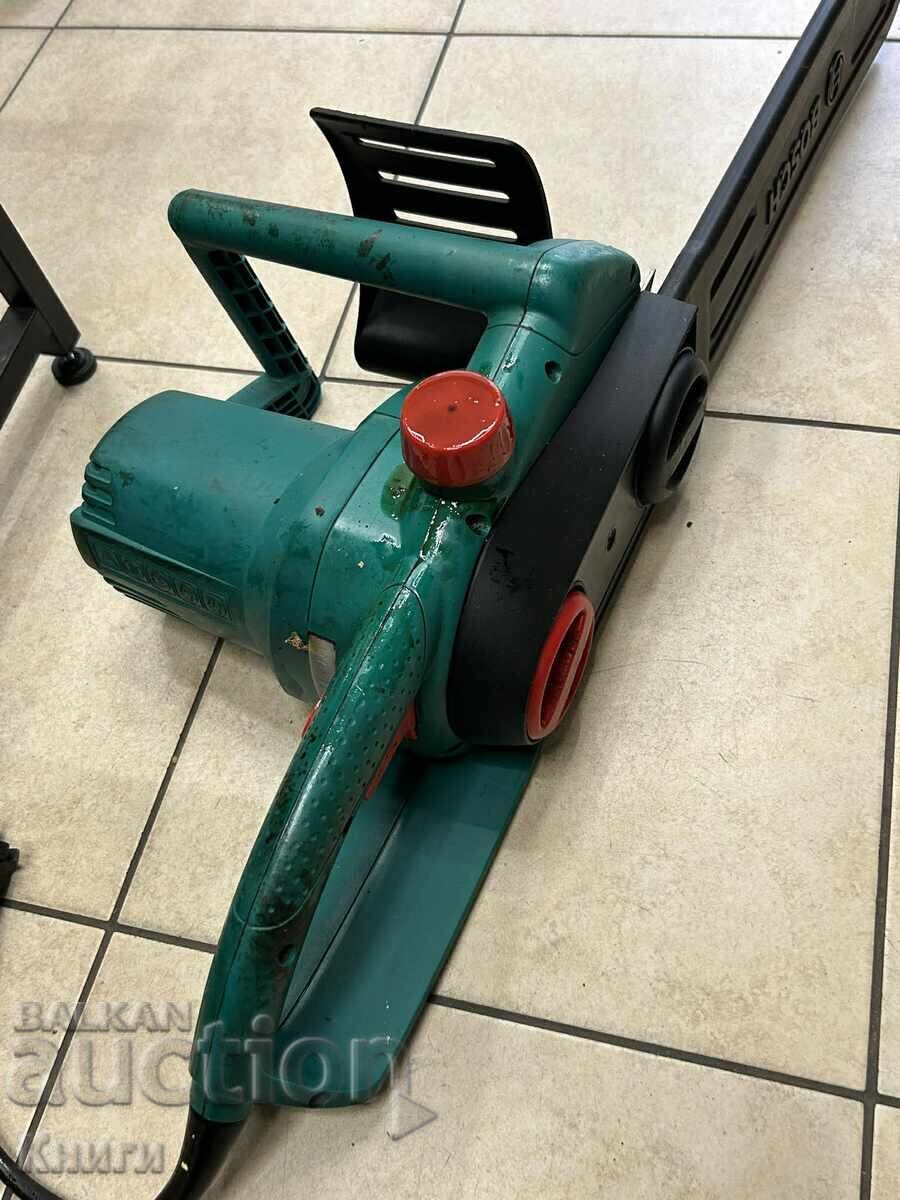 Ferăstrău electric cu lanț Bosch