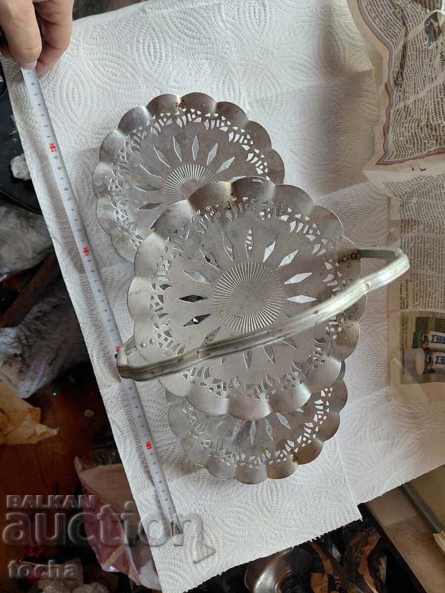 Παράδοση Μεταλλική τριπλή μπομπονιέρα