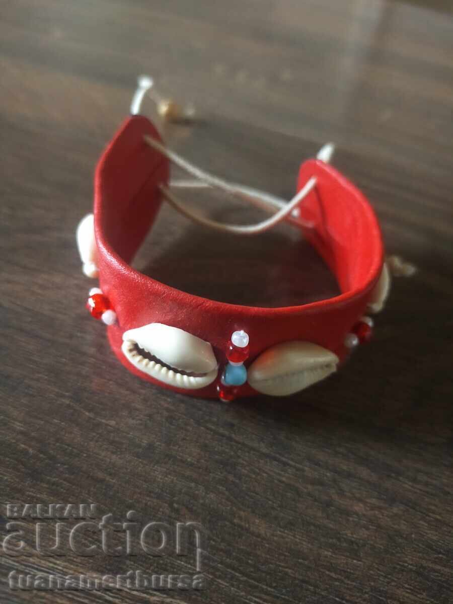 Licitație brăţară