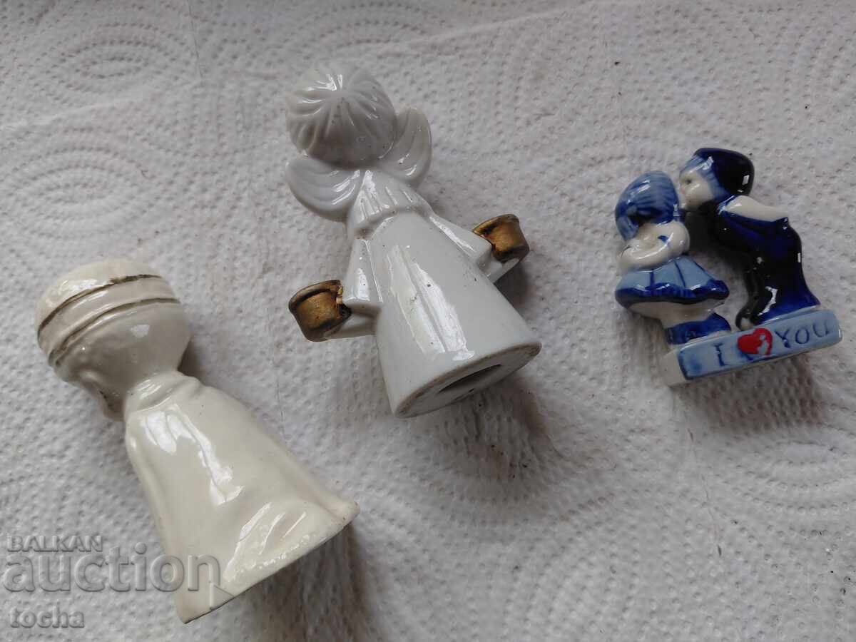 Auction  Old porcelain figurines, salt shaker, little elephant and duckling