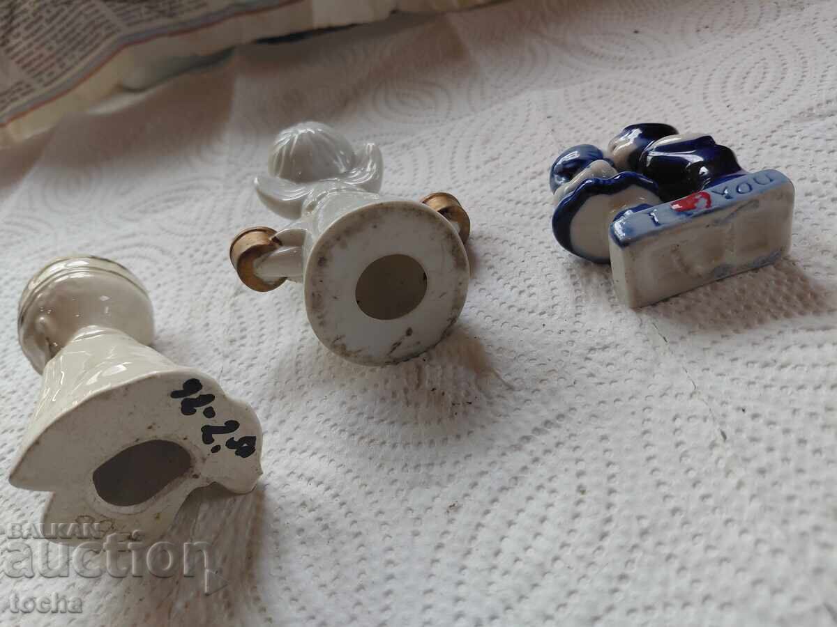 Delivery of Old porcelain figurines, salt shaker, little elephant and duckling