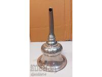 Συσκευή μετάγγισης κρασιού