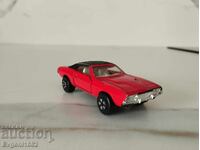 PlayArt Dodge Challenger fabricat în Hong Kong, model 1/64