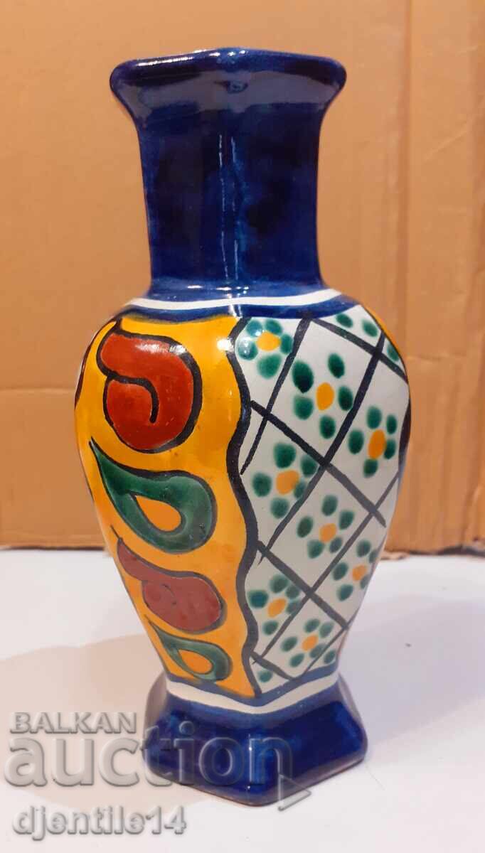 Керамика ваза