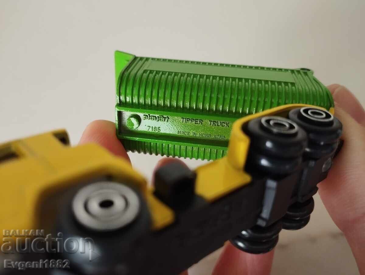 Camion basculant PlayArt fabricat în Hong Kong model 1/64 - 6